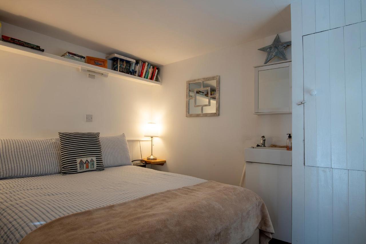 Beachcomber Cottages Баликонийли Екстериор снимка