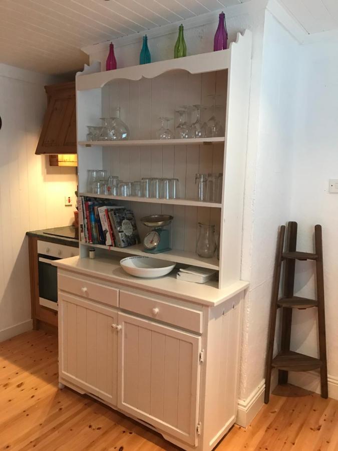 Beachcomber Cottages Баликонийли Екстериор снимка