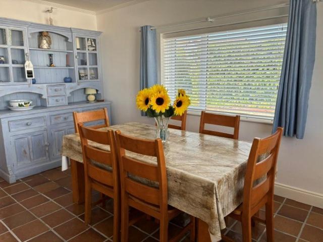 Beachcomber Cottages Баликонийли Екстериор снимка